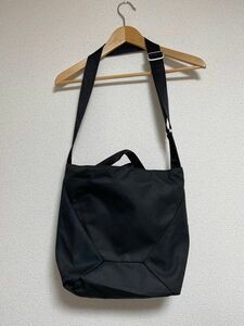 美品ミステリーランチ　mysteryranch ビンドル　BINDLE 10L ブラック