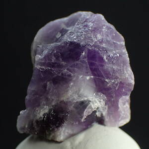 南アフリカ産 ドッグトゥースアメジスト a 天然石 原石 鉱物 ケープアメジスト シェブロンアメジスト 紫水晶 100スタ