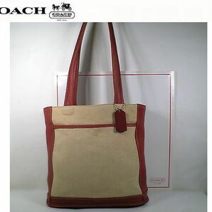 ★美品！★ＣＯＡＣＨ コーチ★お洒落で素敵な♪定番！大人気♪ナチュラルキャンバス×レッドレザーの縦長トートバッグ■チャーム付■本物の画像1