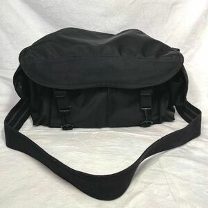 DOMKE( Don ke) F-2BB shoulder bag burr stick black 700-F2B camera bag 