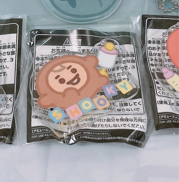 BTS BT21 SHOOKY baby sleeping time アクリルバッジ