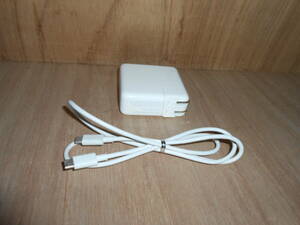 65.- Apple 61W USB-C ACアダプター Model A1718 