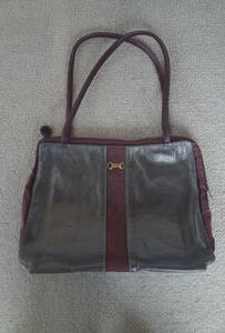  handbag back light brown group fastener opening and closing inside pocket equipped 