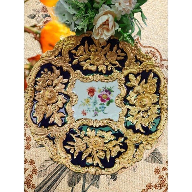 Assiette Meissen faite à la main, vaisselle occidentale Glanz or Relief fleur Bouquet cobalt grande assiette décorative, Vaisselle, Par marque, Meissen