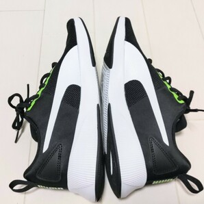 美品 【98％OFF】PUMA プーマ FLYER RUNNER JR スニーカー 黒【軽量】フライヤーランナージュニア グリーンフラッシュ ランニング 23.5cmの画像6