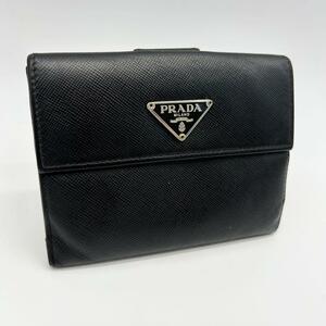 PRADA　プラダ 　財布 三つ折り財布　三角ロゴ　サフィアーノレザー　ブラック　黒　折り財布　メンズ　レディース　小銭入れ Wallet