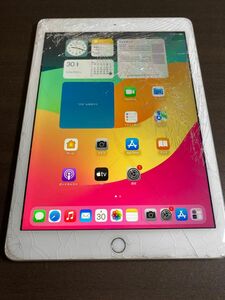 77711 iPad6世代　32GB シルバー　Wi-Fiモデル　ジャンク品　※本体のみ