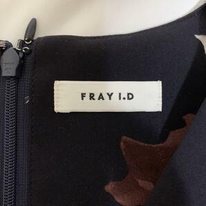 FRAY I.D ワンピース Aライン ノースリーブ 美品 花柄 M相当 紺 0 上品の画像6