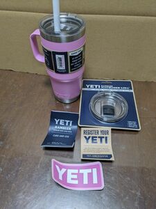 YETI イエティ ランブラー ストローマグ 25oz マグスライダー蓋付 パワーピンク？