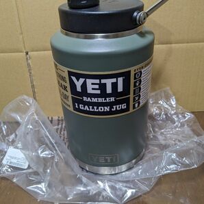 YETI イエティ ランブラー ワンガロンジャグ キャンプグリーン