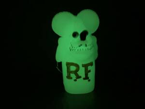 00s Rat Fink ラットフィンク キーホルダー 蓄光 夜光 R.F. ライターキーパー アメ車 エドロス Ed Big Daddy Roth's Ed ROTH RAT FINK