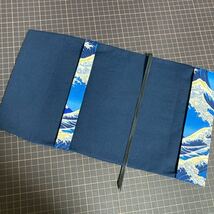 ◇ブックカバー・単行本サイズ◇ハンドメイド！青色地　波間に富士山模様♪_画像4