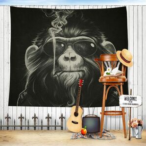 タペストリー金具付B17　チンパンジー　タバコ　デコレーション　モノトーン　壁掛け　壁飾り　模様替え　かっこいい　DIY　　