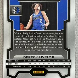 【RC】Dereck Lively II デレック・ライブリー2世 2023-24 NBA Prizm Green Refractor RC Mavs Panini Rookie NBAカード大活躍 の画像2