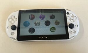 SONY ソニー PlayStation Vita本体 PSVITA本体 PCH-2000 ソフトつき、通電確認済み、現状品