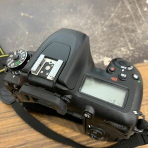 美品 Nikon D7500 レンズキットAF-S NIKKOR 18-140mm VR デジタルカメラ ニコン 一眼レフの画像4