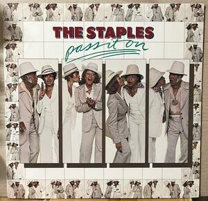 盤良好 The Staples Pass It On LP US、カット盤 Curtis Mayfield ソウル名盤 BS2945