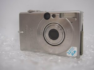 ☆【1K0307-2】 Canon キャノン コンパクトデジタルカメラ PC1035 専用バッテリー IXY DIGITAL 5.4-10.8mm 1:2.8.3.9 シルバー ジャンク