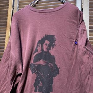 ADTK 1スタ 赤 ムービー 長袖 Tシャツ ロンT シザーハンズ ジョニーデップ 映画 90s 00s ビンテージ 古着 ベール 卸 仕入れ