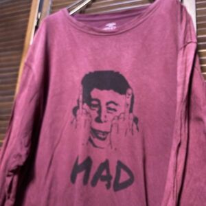 AEGV 1スタ 赤 雑誌 長袖 Tシャツ ロンT マッドマガジン MAD アルフレッド ニューマン - 90s 00s ビンテージ 古着 卸 仕入れ