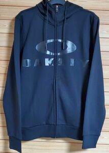 《未使用》オークリー OAKLEY パーカー ブラック 3L