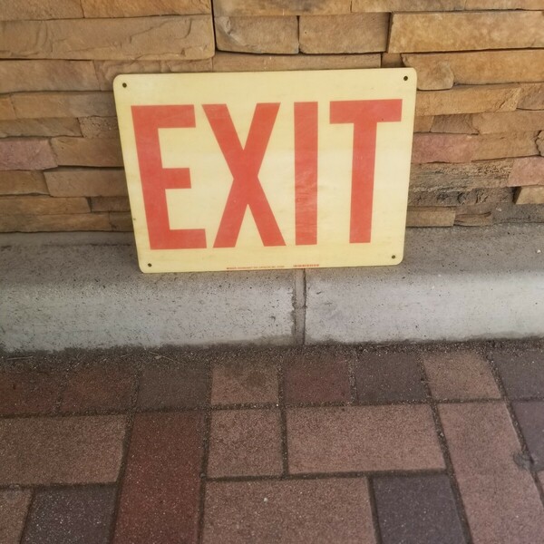 Vintage EXIT ヴィンテージサイン　USA インテリア 看板 アンティーク 壁飾り カフェ 店舗 