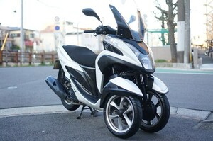 トリシティ125 Tricity125 SE82J型 側車付軽二輪 メーター距離7377km 普通免許OK セル一発始動 即決で自賠責1年＋GIVIトップケース付き