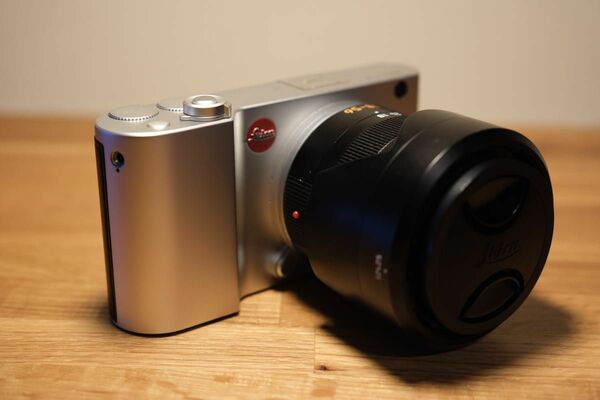 Leica TL2 ライカTL2シルバー ボディ18-56mm f/3.5-5.6 ASPHレンズ付き