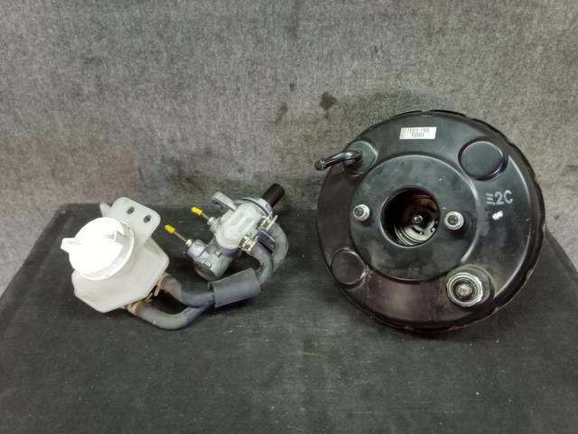 AKE919ミニキャブ GBD-U61T ブレーキマスターASSY 3G83 W37 4630A150/4625A320 019215