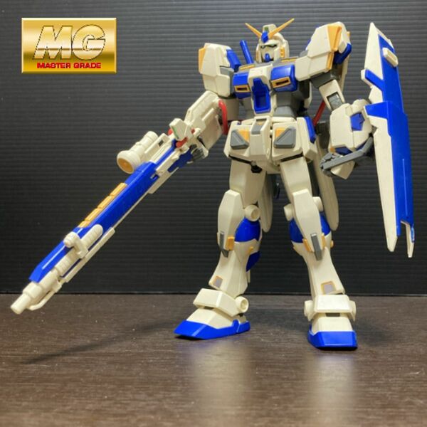 hrガンプラ完成品ジャンク 機動戦士ガンダム外伝 宇宙、閃光の果てに... MG 1/100 ガンダム4号機 バンダイ プラモデル