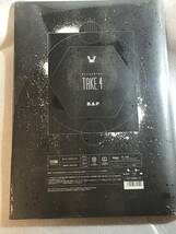 ☆即決DVD+BOOK新品☆送料込 B.A.P 『TAKE 4』～"1004"+"BADMAN" ［DVD+BOOK］HHタ箱110_画像2