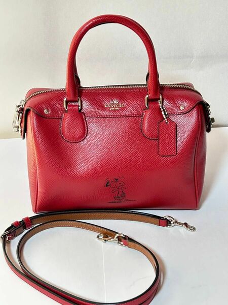 【SALE】COACH スヌーピー 2wayショルダーバッグf37272