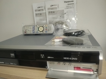  ☆　美品♪　HDD ＆ VHS ＆ DVD　安心の30日保証　付属多数♪　DMR-XP21V　☆_画像2