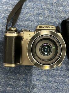 【2.24】コンパクトデジタルカメラ OLYMPUS オリンパス STYLUS SP-820UZ 電源確認OK