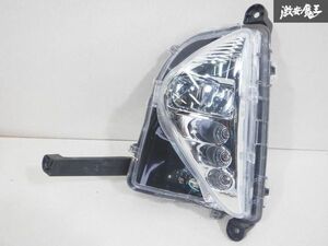 点灯確認済み！！ トヨタ 純正 ZVW50 プリウス 前期 LED フォグライト フォグランプ 左 左側 助手席 KOITO 47-83 11539-70687 棚44C