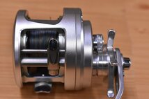 【人気モデル】シマノ オシアカルカッタ 301HG SHIMANO OCEA CALCUTTA ベイトリール ライトジギング 船釣り（KKR_O1）_画像3