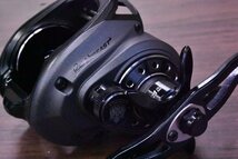 【程度良好☆1スタ】アブガルシア レボ ビースト 40-HS Abu Garcia REVO BEAST 右巻き ベイトリール ルアー釣り等に（CKN_O1）_画像6