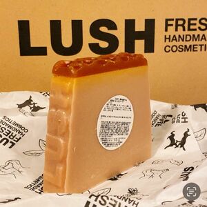 LUSH ラッシュ　みつばちマーチ　石鹸　1カット