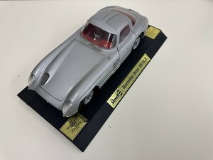 A030-S3-13846 レベル メルセデスベンツ 300 SLR 1/12スケール ミニカー ホビー インテリア 置物 Revell 現状品①