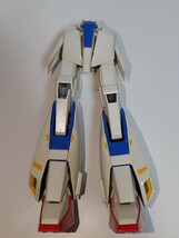 送料一律　MG ゼータガンダム　ver.2.0　脚部　パーツ取り　ジャンク　ガンプラ　完成品_画像1