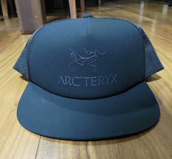 ARC'TERYX アークテリクス Logo Trucker Flat Cap ロゴ トラッカー フラット キャップ