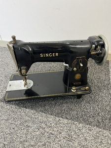 【TA19】SINGER 191U 黒 ブラック アンティーク 古いミシン 昭和レトロ シンガーミシン　レトロ　アンティーク