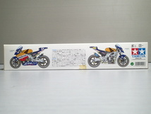 タミヤ 1/12 レプソル ホンダ (REPSOL Honda) RC211V 未組立 ディテールアップパーツ付き_画像5