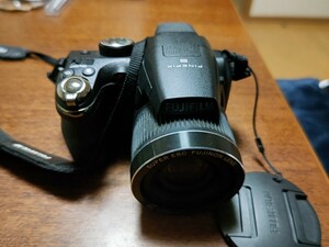 デジカメ　富士フィルム　FinePix S3200　ジャンク品　乾電池式