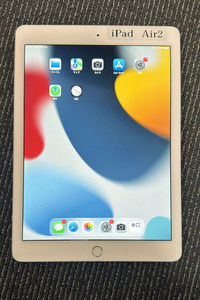 iPad Air2　128GB　Wi-Fiモデル