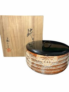 [FU10] 昭和 明治 平水指 桜模様 花柄 アンティーク レトロ 骨董品 骨董 茶道具 陶器 共箱 茶碗 水指