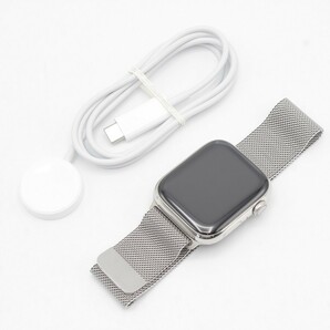 Apple Watch Series 8 GPS+Cellular 45mm MNKJ3J/A シルバーステンレススチールケース/シルバーミラネーゼループ アップルウォッチ 本体の画像1