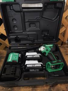 ★ makita マキタ 充電式インパクトドライバ M695DS バッテリー×２ ② ★