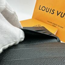 2664【未使用に近い極美品】LOUIS VUITTON ルイヴィトン エピ ポルトビエ6 カルトクレディ 二つ折り財布 札入れ M63312/CA0939_画像6