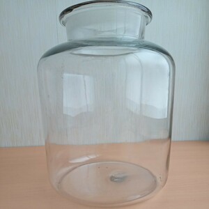 243-11 ガラス瓶 （約22.5x29.5cm）アンティーク 保存瓶 気泡 駄菓子屋 昭和レトロ 当時物 